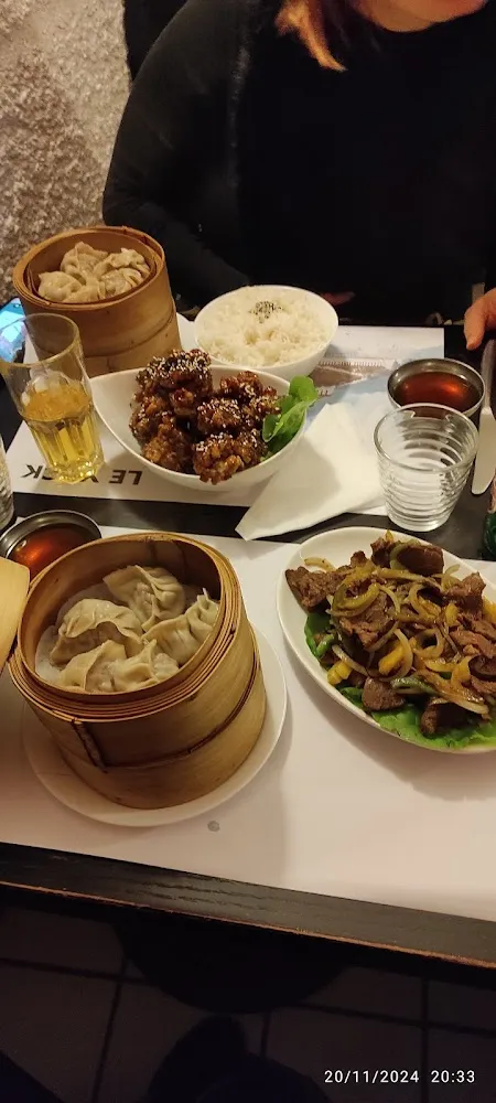 Momos Tibétains